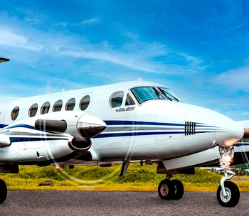 King Air 200 Ramp_cr 350x305_70KB King Air 200 Ramp_cr 350x305_70KB