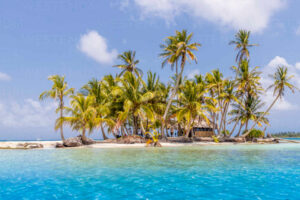 The beautiful Island Pelicano in the San Blas Islands, Kuna Yala, Panama, Central America