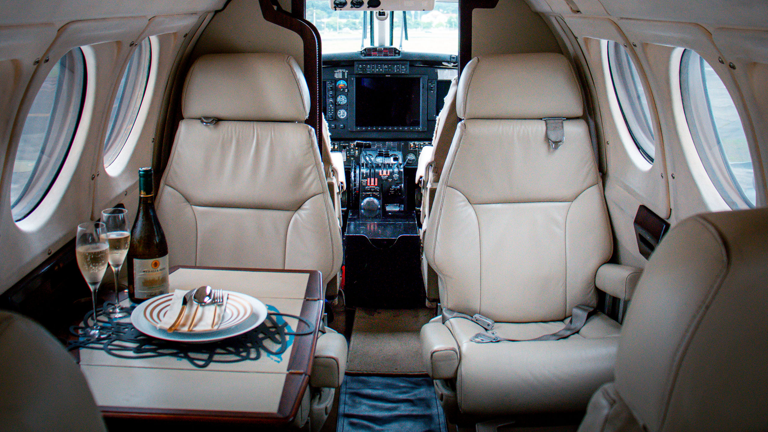 Empty Leg Header 2560x1440 Empty Leg Header 2560x1440